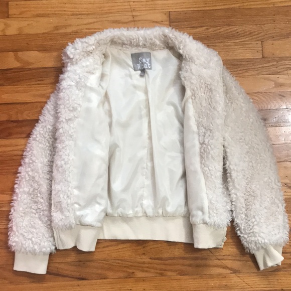 Fuzzy Teddy Cream Jacket - Picture 2 of 3